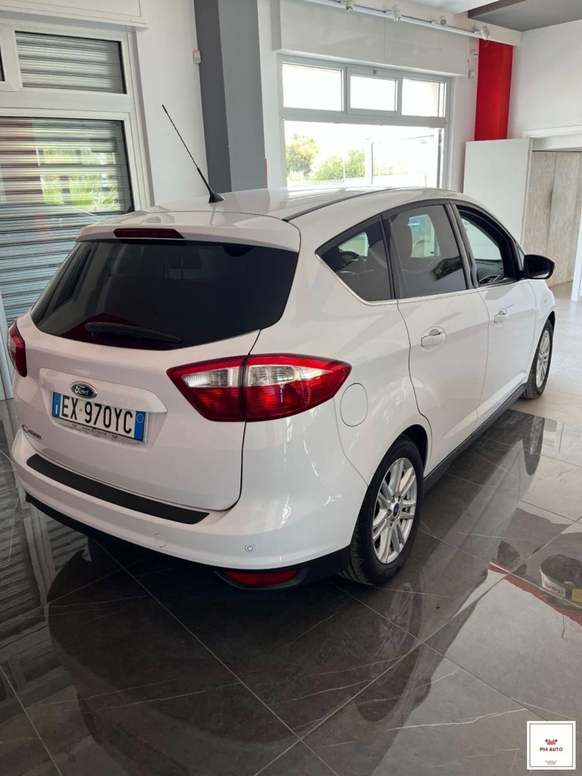 Ford C-Max 1.6 120CV GPL Titanium (11)