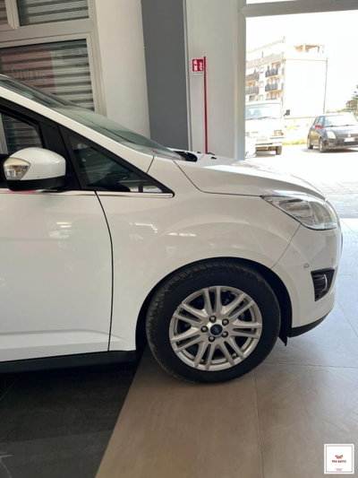 Ford C-Max 1.6 120CV GPL Titanium (12)