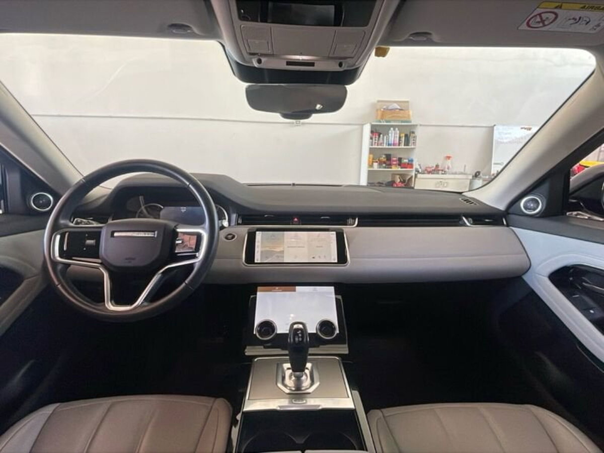 Land Rover Range Rover Evoque 2.0D I4 163CV AWD Auto R-Dynamic SE (13)