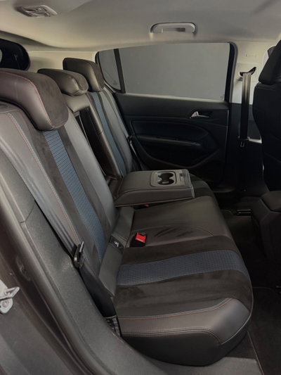 Peugeot 308 BlueHDi 130 S&S EAT8 Tech Edition (19)