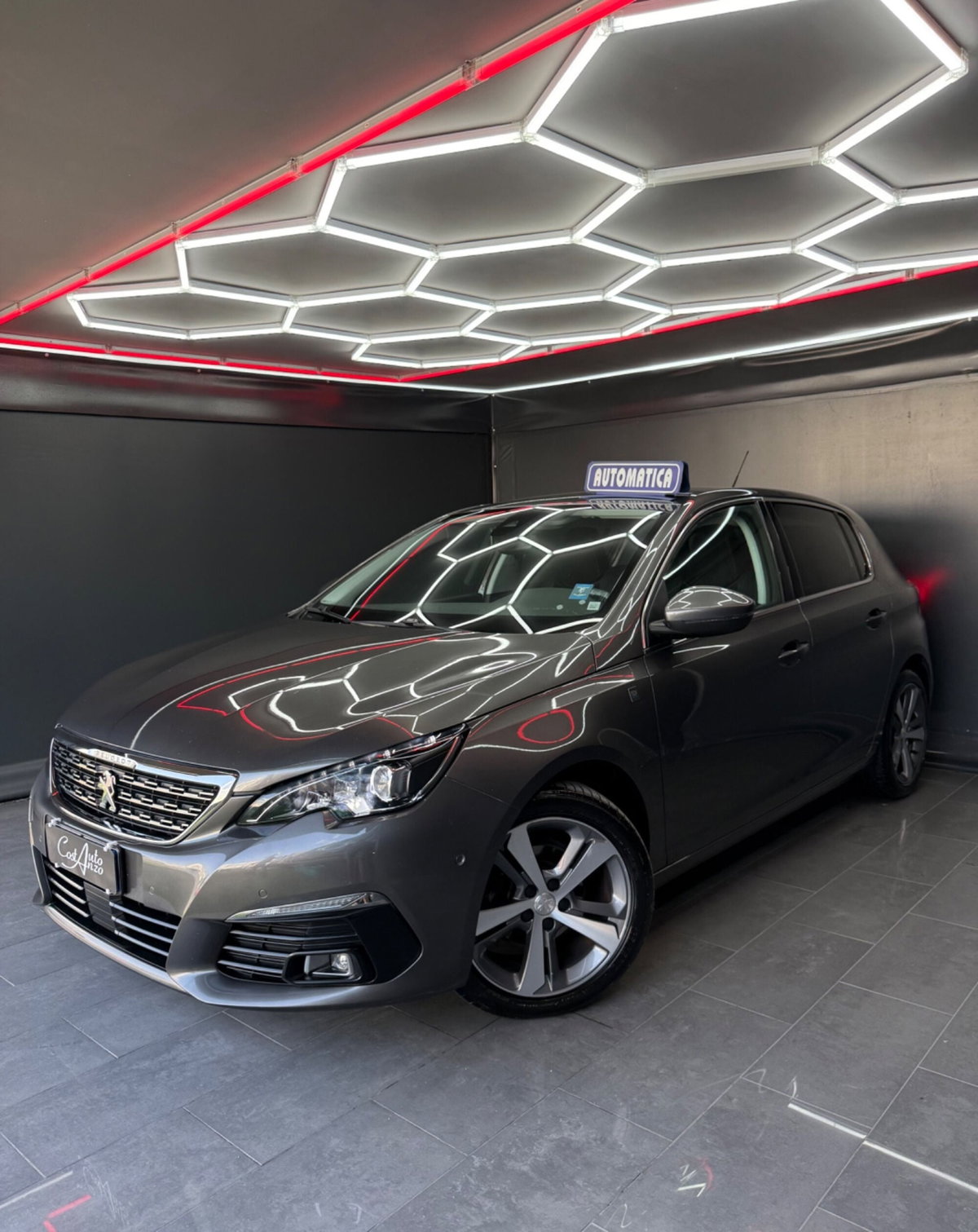 Peugeot 308 BlueHDi 130 S&S EAT8 Tech Edition (4)