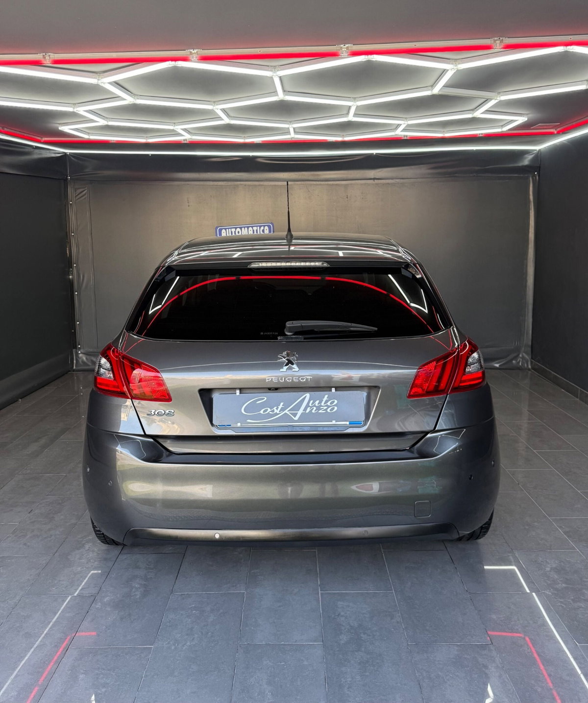 Peugeot 308 BlueHDi 130 S&S EAT8 Tech Edition (6)