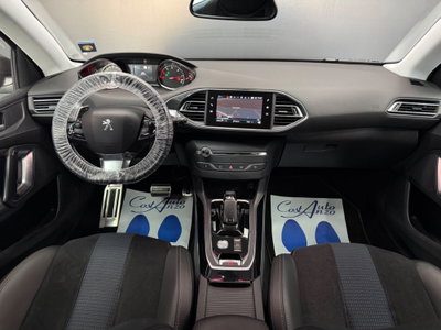 Peugeot 308 BlueHDi 130 S&S EAT8 Tech Edition (9)