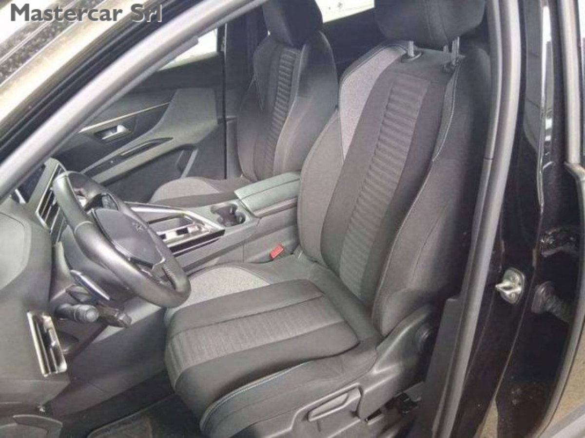 Peugeot 3008 PureTech Turbo 130 S&S Active Pack (8)