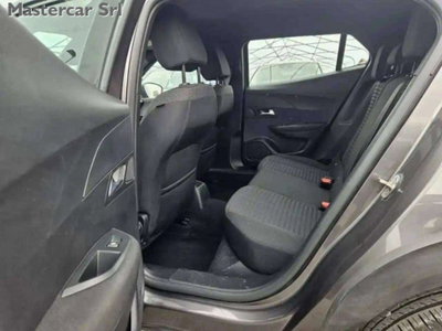 Peugeot 2008 PureTech 130 S&S EAT8 Active Pack (11)