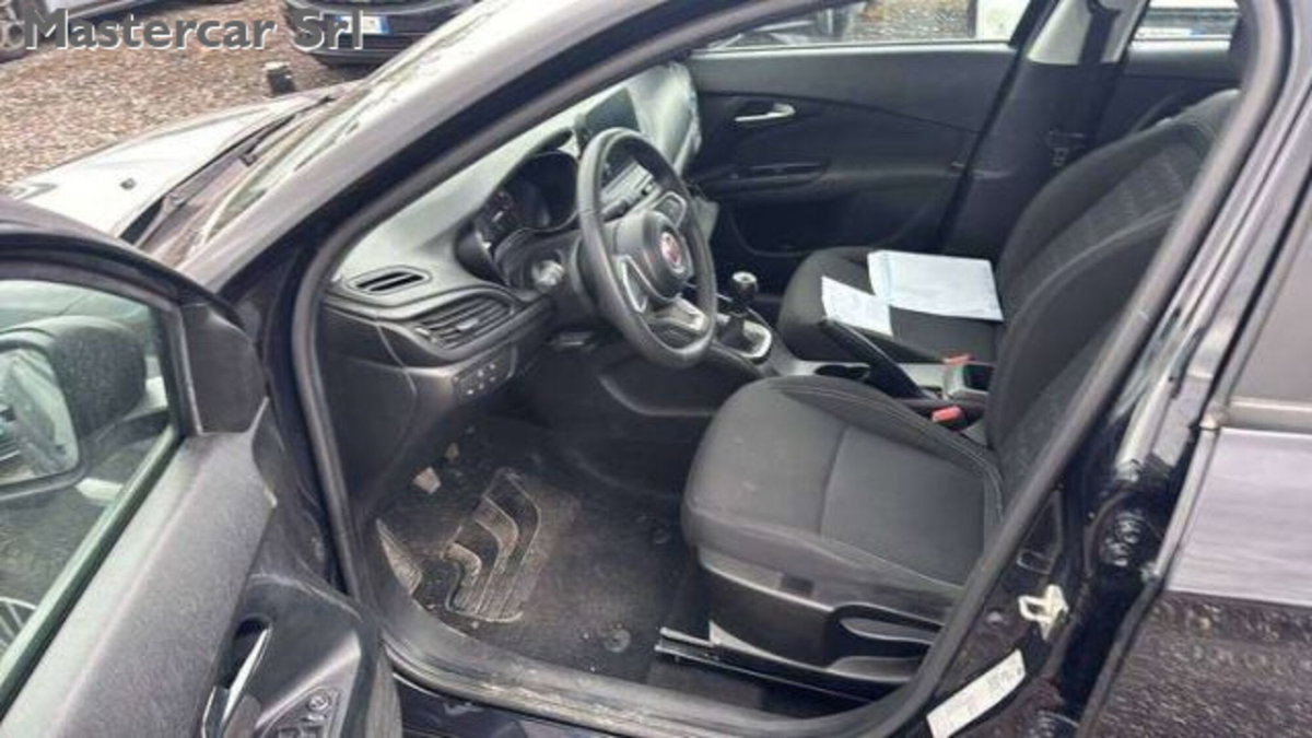 Fiat Tipo Station Wagon Tipo SW 1.0 t3 Cross 100cv (5)