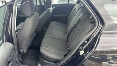 Fiat Tipo Station Wagon Tipo SW 1.0 t3 Cross 100cv (8)