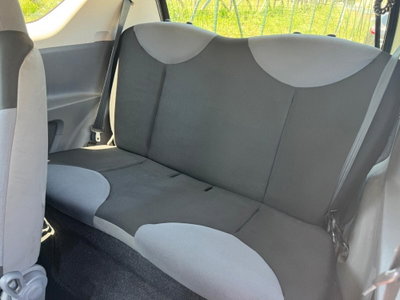 Peugeot 107 68CV 3p. Plaisir (5)