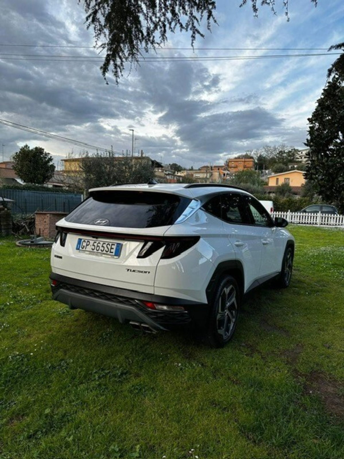 Hyundai Tucson 1.6 crdi 48V Exellence 2wd dct (2)