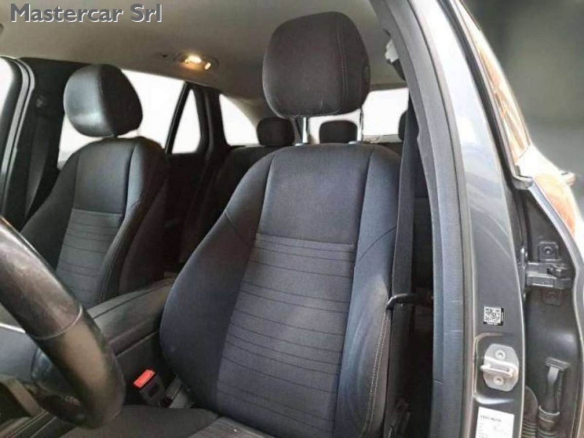 Mercedes-Benz GLC SUV 200 d 4Matic Business (12)