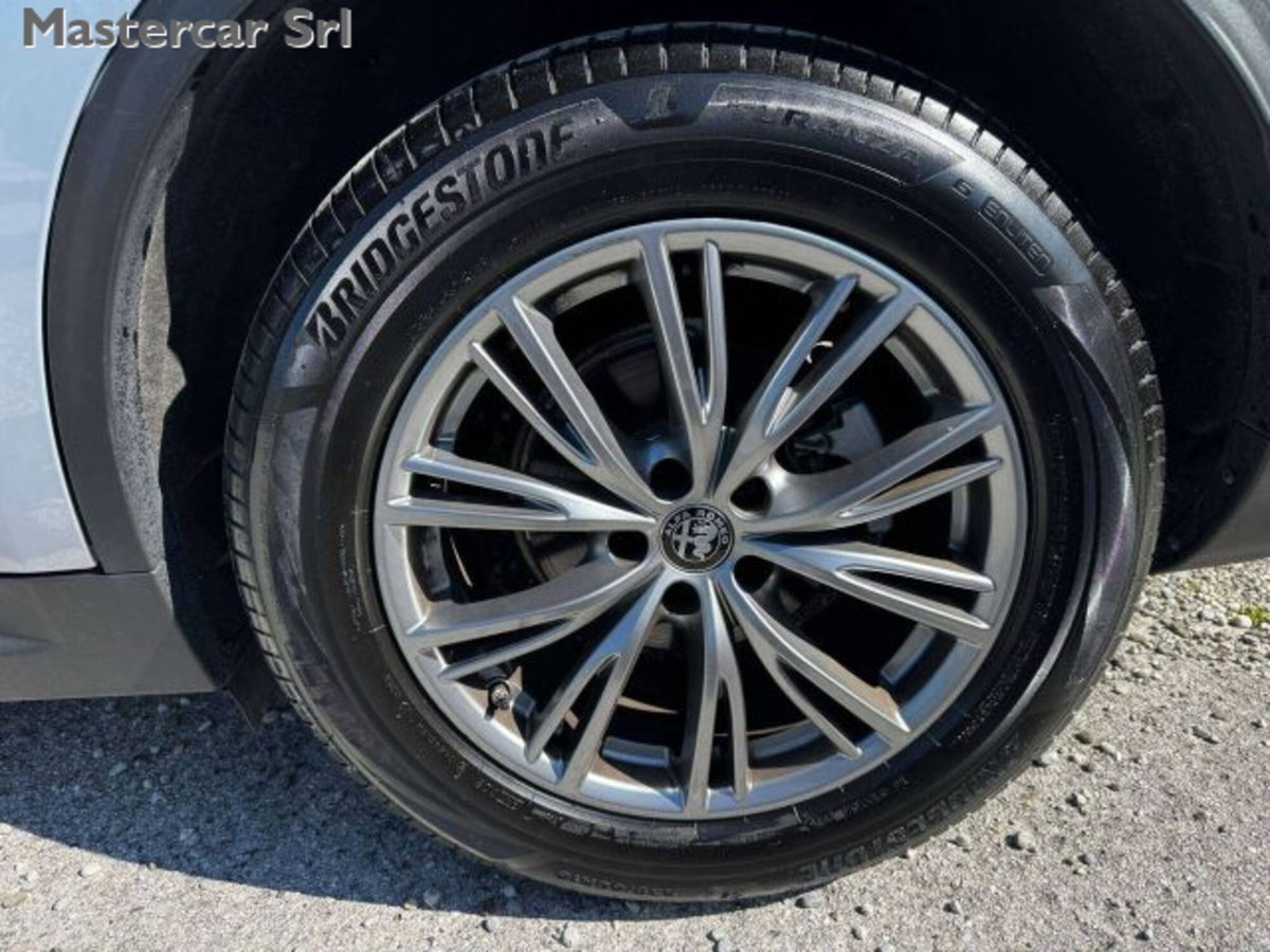 Alfa Romeo Stelvio 2.2 t Veloce Q4 210cv auto (15)