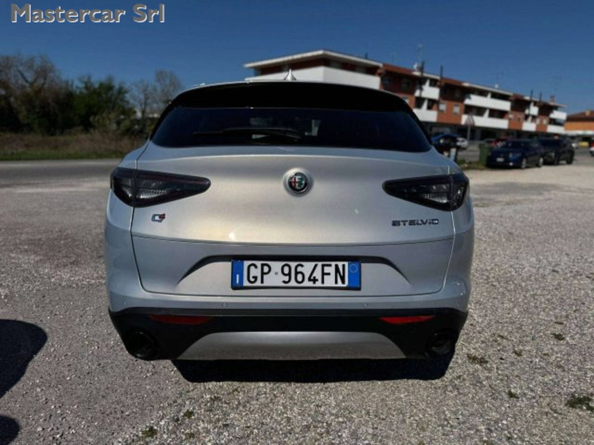 Alfa Romeo Stelvio 2.2 t Veloce Q4 210cv auto (6)