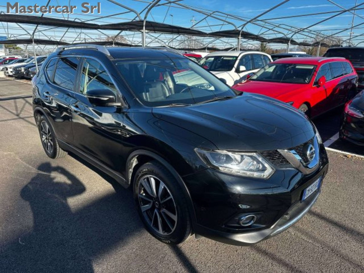Nissan X-Trail 1.6 dCi 4WD Acenta Premium (2)