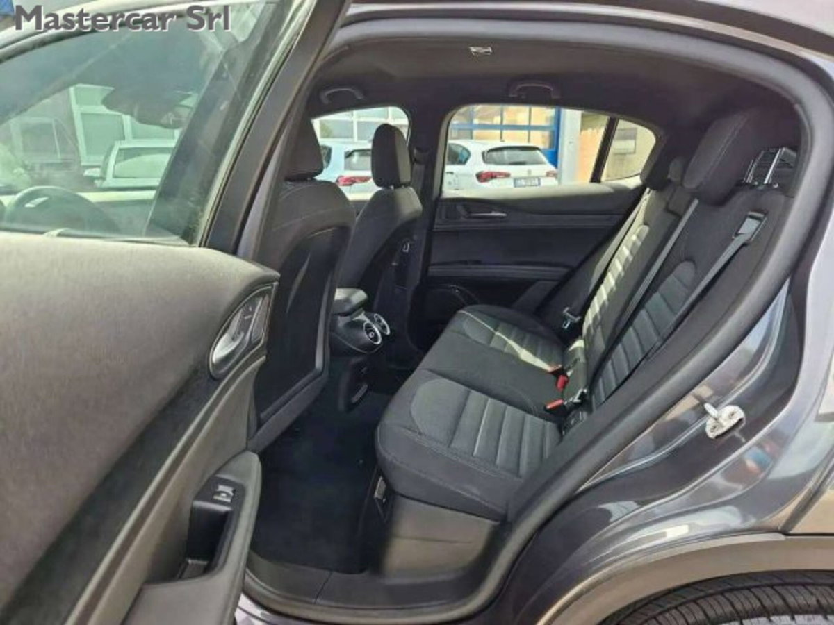 Alfa Romeo Stelvio 2.2 t Veloce Q4 210cv auto (11)