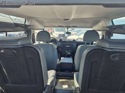 Land Rover Defender 90 2.4 TD4 Station Wagon S (12)