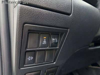 Toyota Hilux 2.D-4D 4WD porte Double Cab Comfort (14)