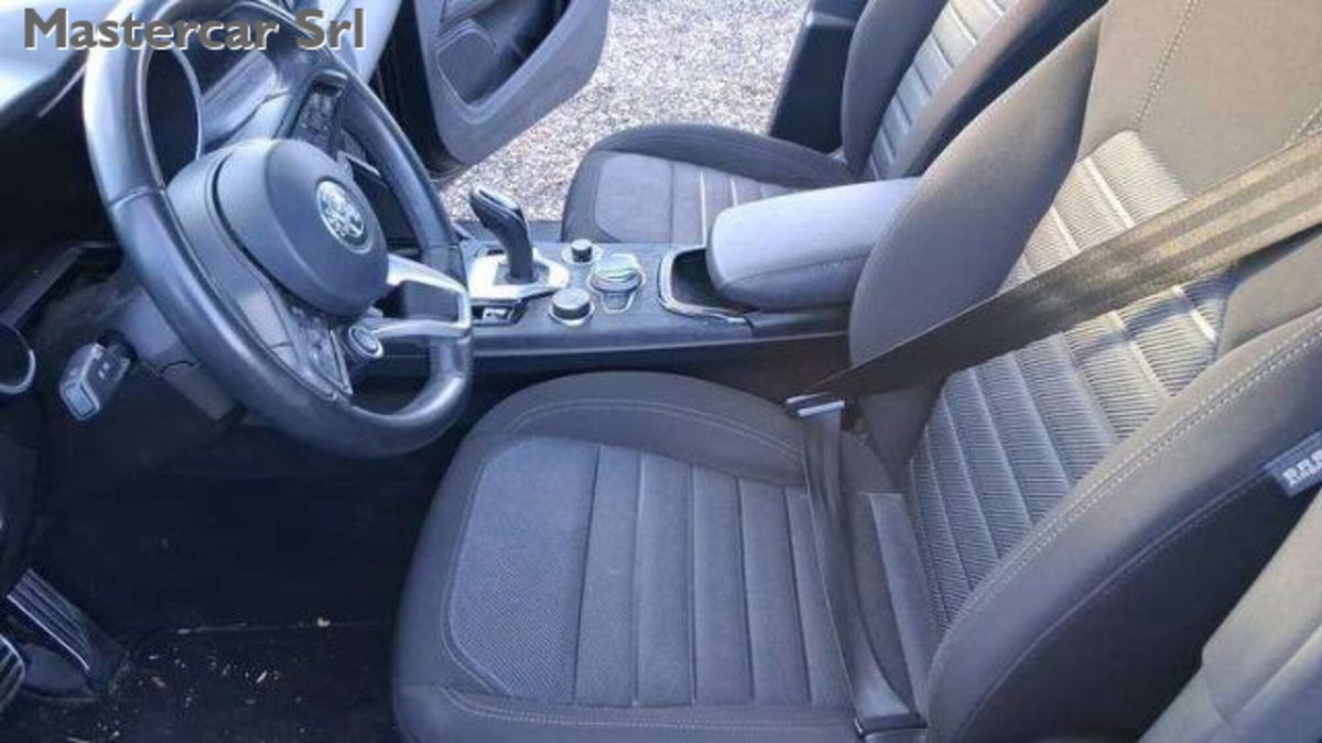 Alfa Romeo Stelvio Stelvio 2.2 Turbodiesel 210 CV AT8 Q4 Super (7)