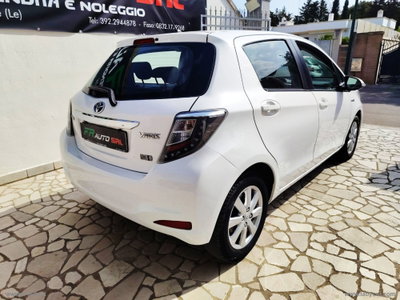 Toyota Yaris 1.5 Hybrid 5 porte Lounge (6)