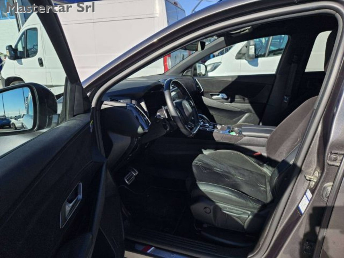 Ds DS 7 1.5 bluehdi Performance Line 130cv auto (10)