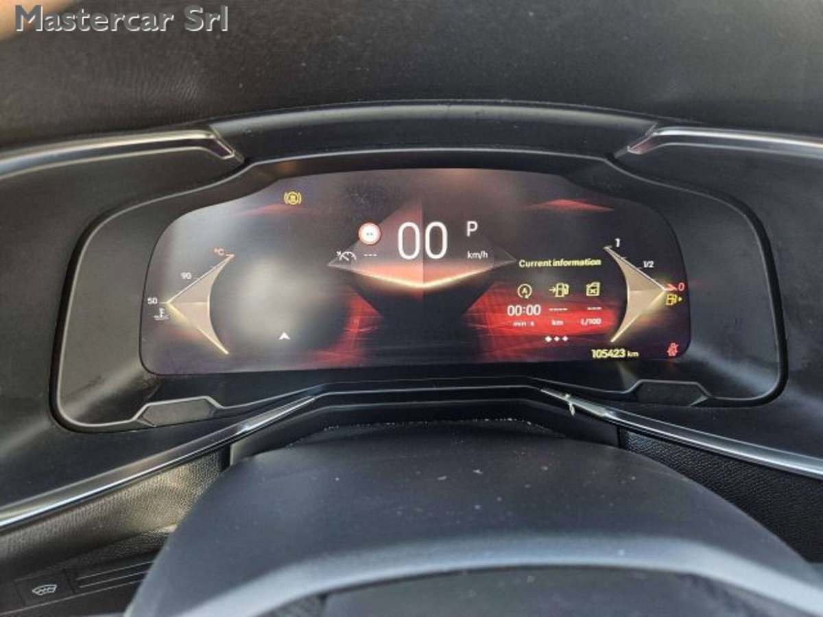 Ds DS 7 1.5 bluehdi Performance Line 130cv auto (14)