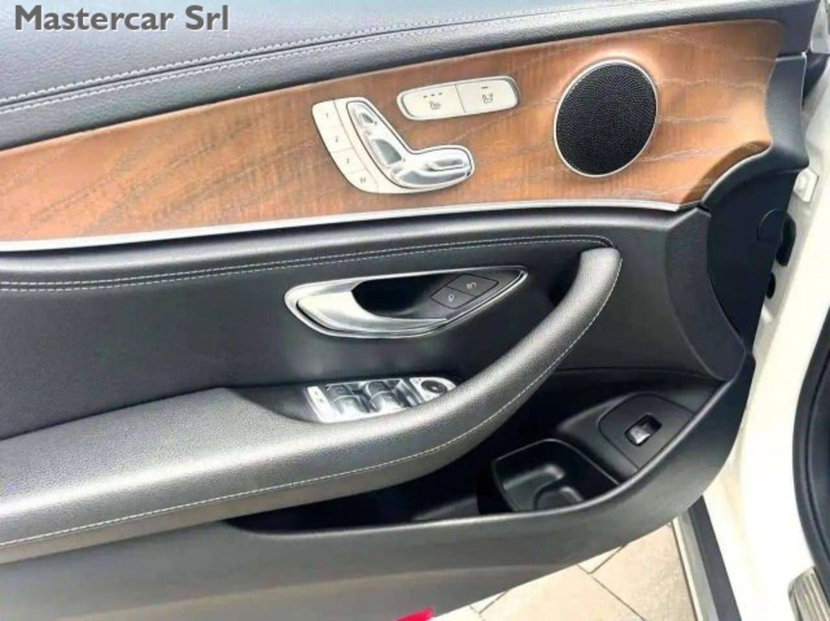 Mercedes-Benz Classe E Station Wagon 400 d 4Matic Auto Premium All-Terrain (8)
