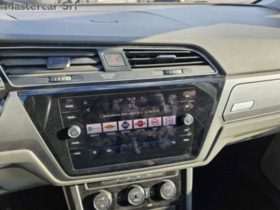 Volkswagen Touran 2.0 tdi Business dsg (14)