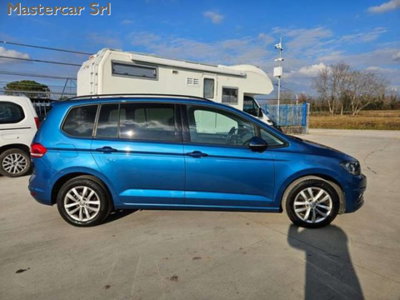 Volkswagen Touran 2.0 tdi Business dsg (8)