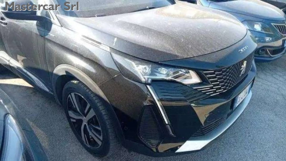 Peugeot 3008 Hybrid 225 e-EAT8 GT Pack (3)