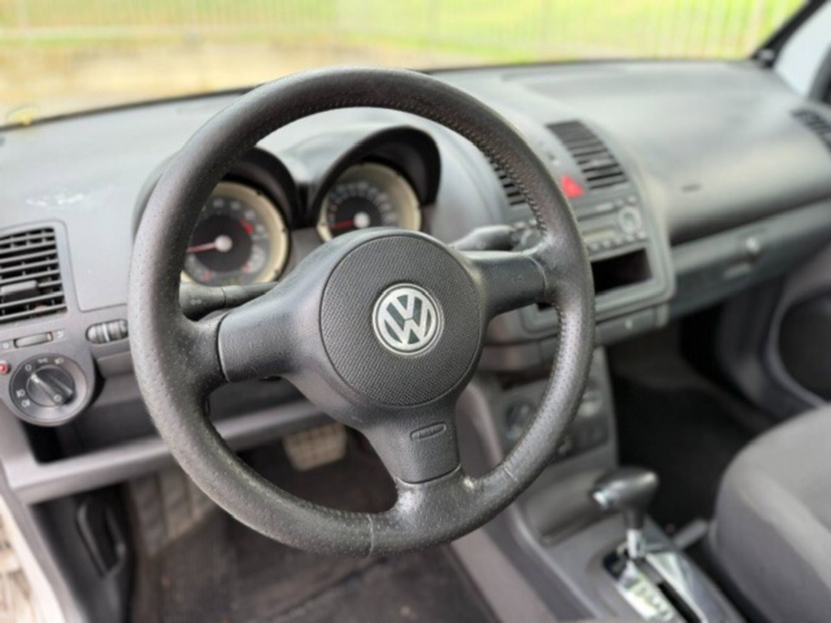 Volkswagen Lupo 16V cat Highline (9)