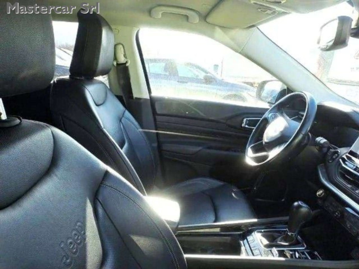 Jeep Compass 1.3 T4 240CV PHEV AT6 4xe S (5)
