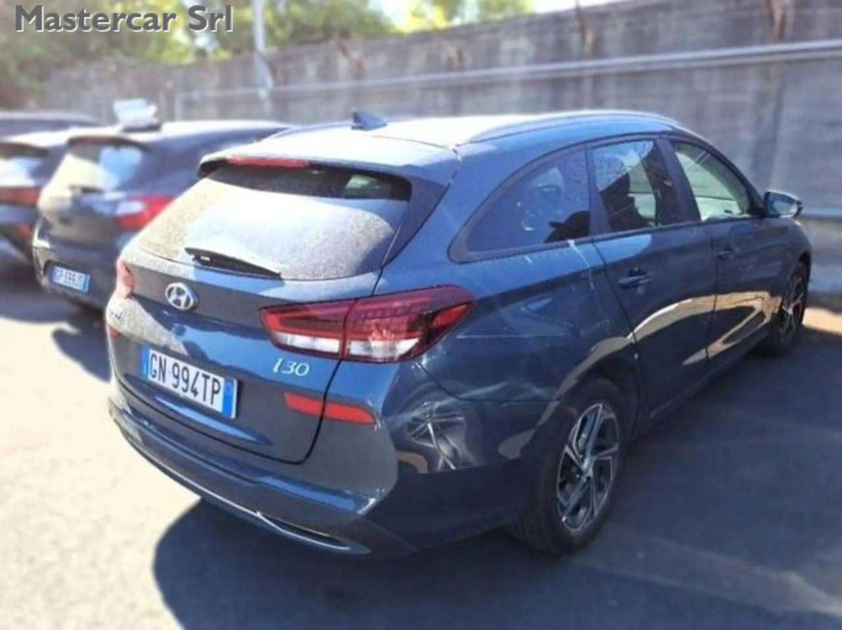 Hyundai i30 Station Wagon 1.0 t-gdi 48V Prime Techno&Style Pack 120cv (4)