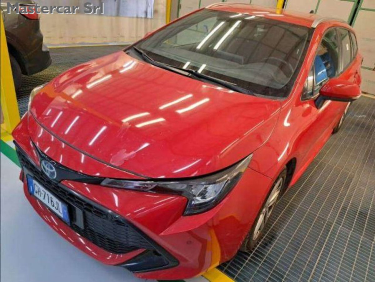 Toyota Corolla Touring Sports 1.8h Active auto (2)