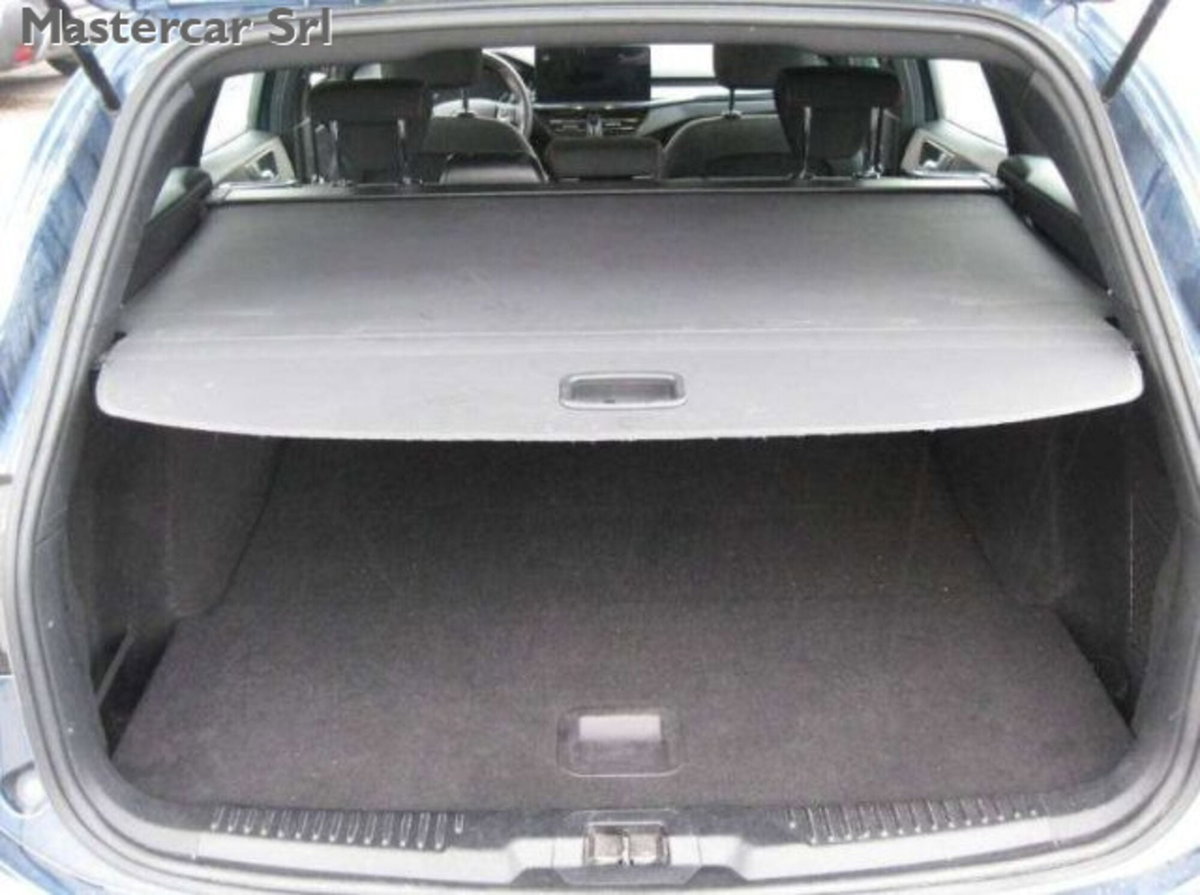 Ford Focus Station Wagon 1.0 EcoBoost Hybrid 125 CV SW ST-Line Design (14)