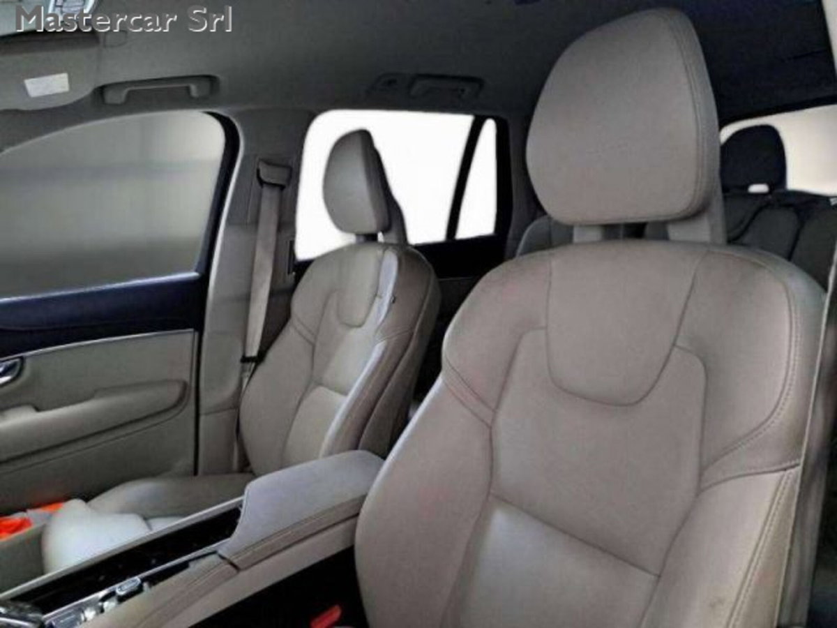 Volvo XC90 B5 (d) AWD Geartronic Inscription (12)