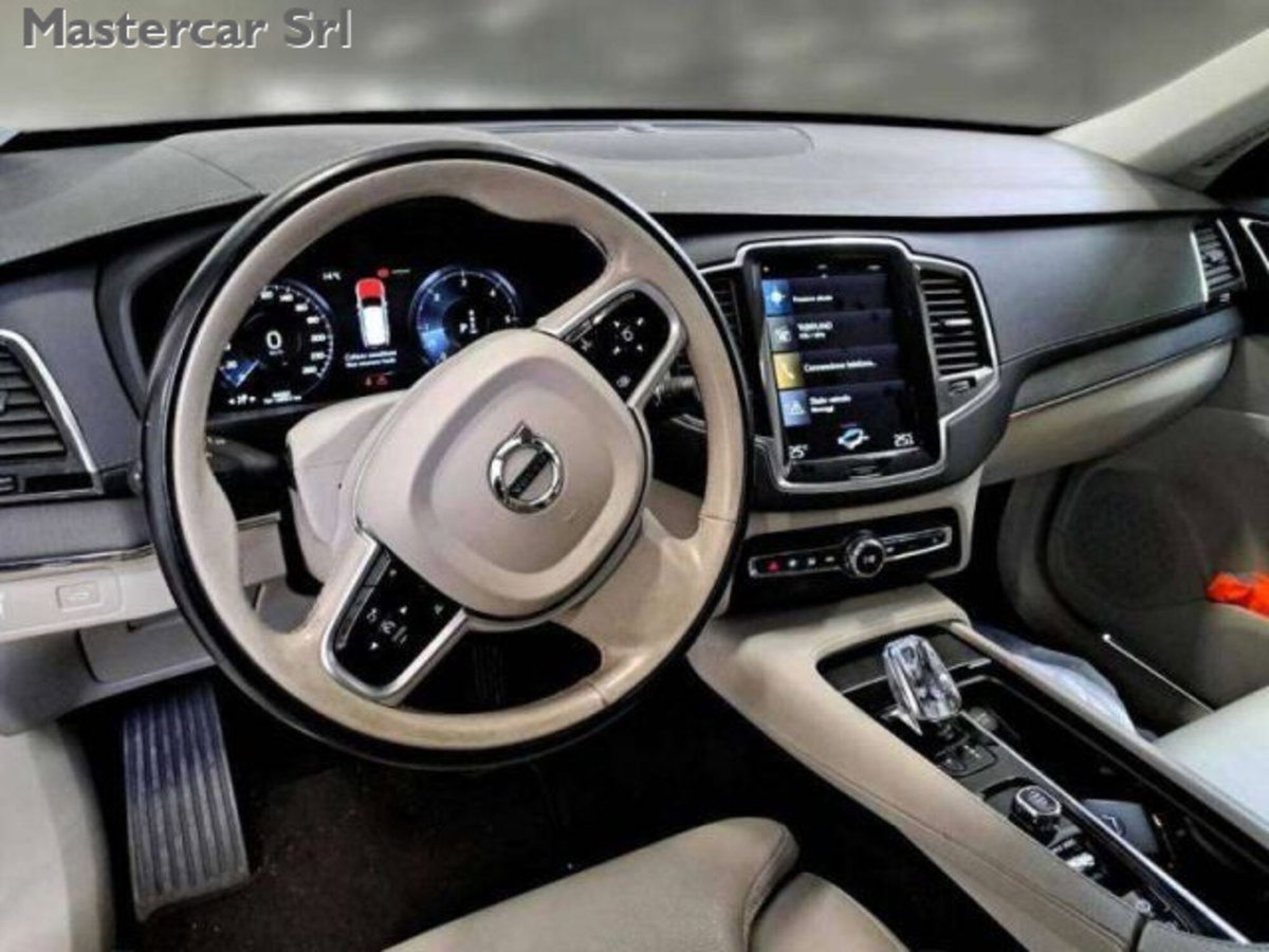 Volvo XC90 B5 (d) AWD Geartronic Inscription (4)