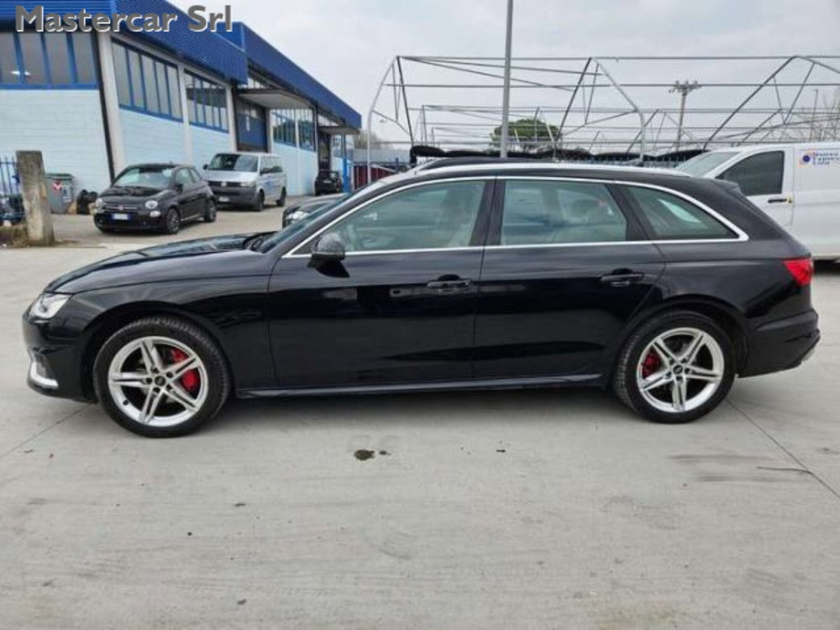 Audi A4 Avant 40 2.0 tdi mhev Business quattro 204cv s-tronic (3)