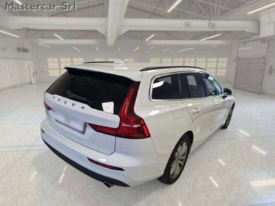 Volvo V60 B4 (d) Geartronic Momentum Business Pro (3)