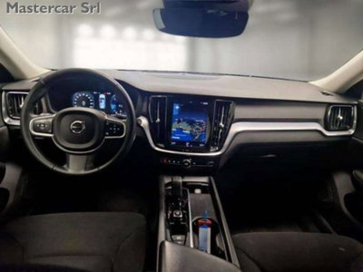 Volvo V60 B4 (d) Geartronic Momentum Business Pro (4)