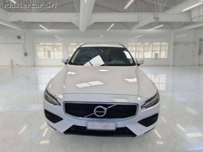 Volvo V60 B4 (d) Geartronic Momentum Business Pro (6)