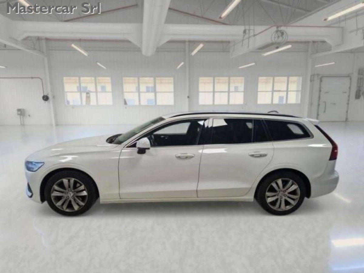 Volvo V60 B4 (d) Geartronic Momentum Business Pro (8)