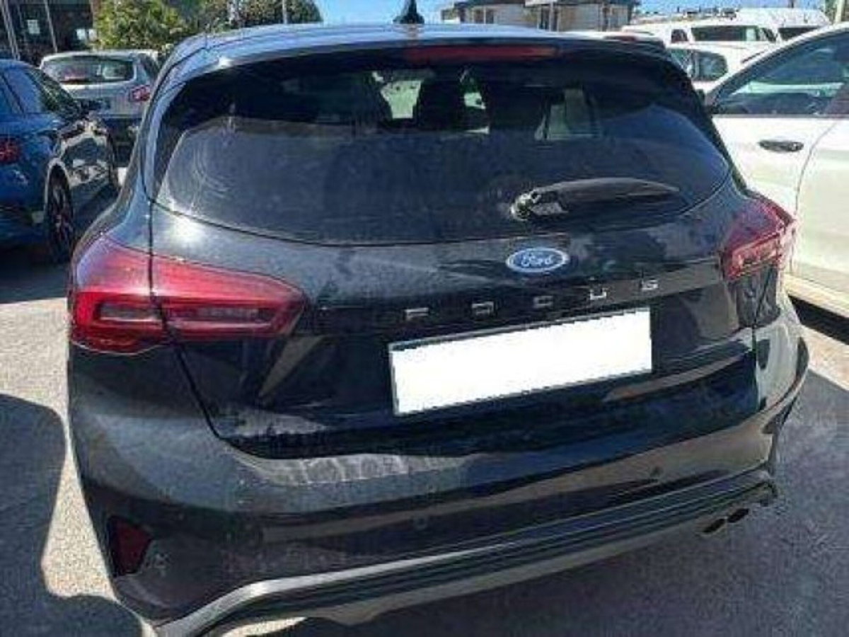 Ford Focus 1.0t ecoboost h ST-Line 155cv powershift (5)