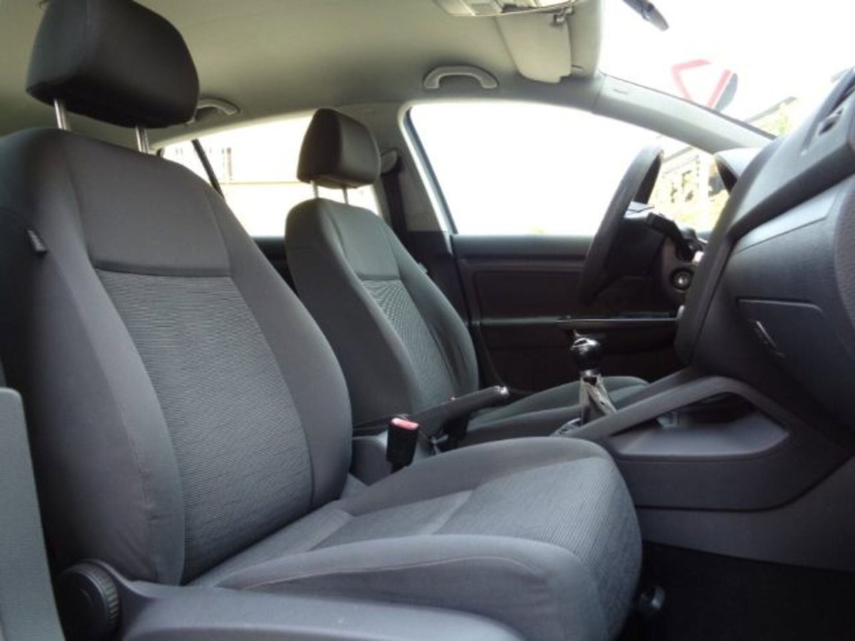Volkswagen Golf 1.9 TDI 5p. Comfortline (15)