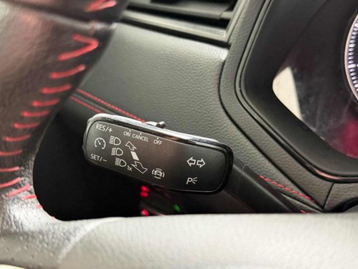 SEAT Arona 1.0 TGI FR (20)