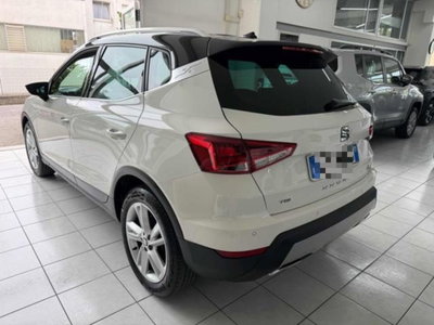 SEAT Arona 1.0 TGI FR (4)