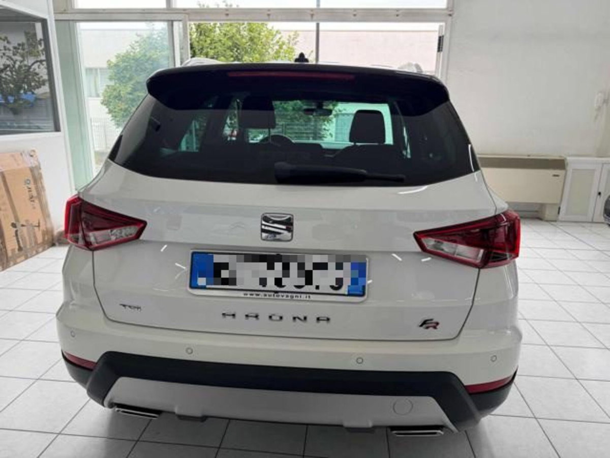 SEAT Arona 1.0 TGI FR (6)