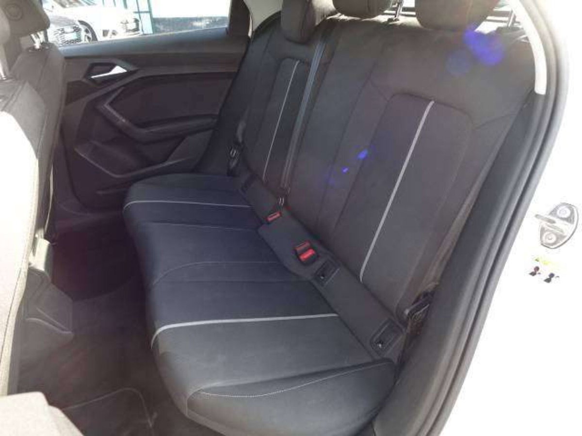 Audi A1 Sportback Sportback 25 1.0 tfsi Business (9)