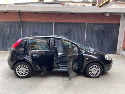 Fiat Punto 1.3 MJT II 75 CV 5 porte Easy (4)
