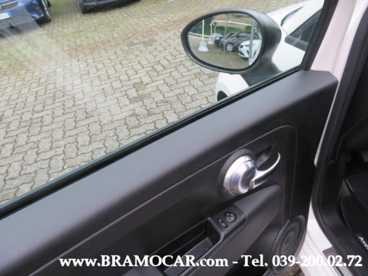 Fiat 500 1.0 Hybrid Connect (11)