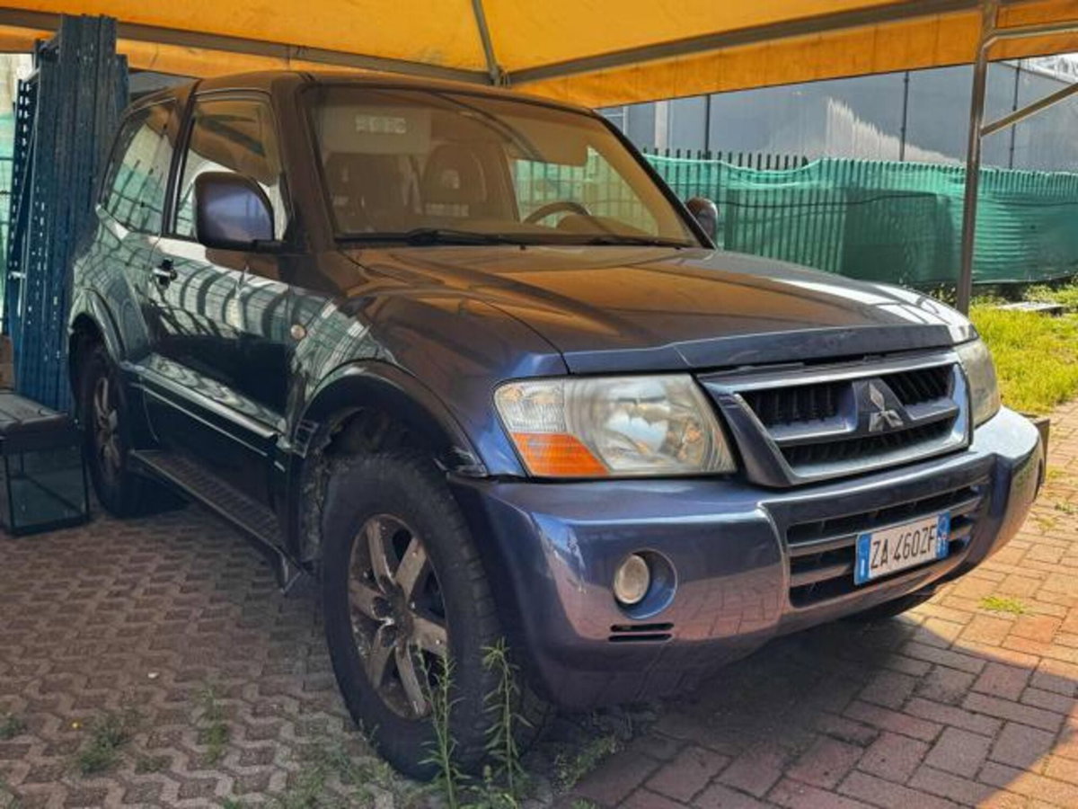 Mitsubishi Pajero 3.2 16V DI-D 3p. GLS1 (6)