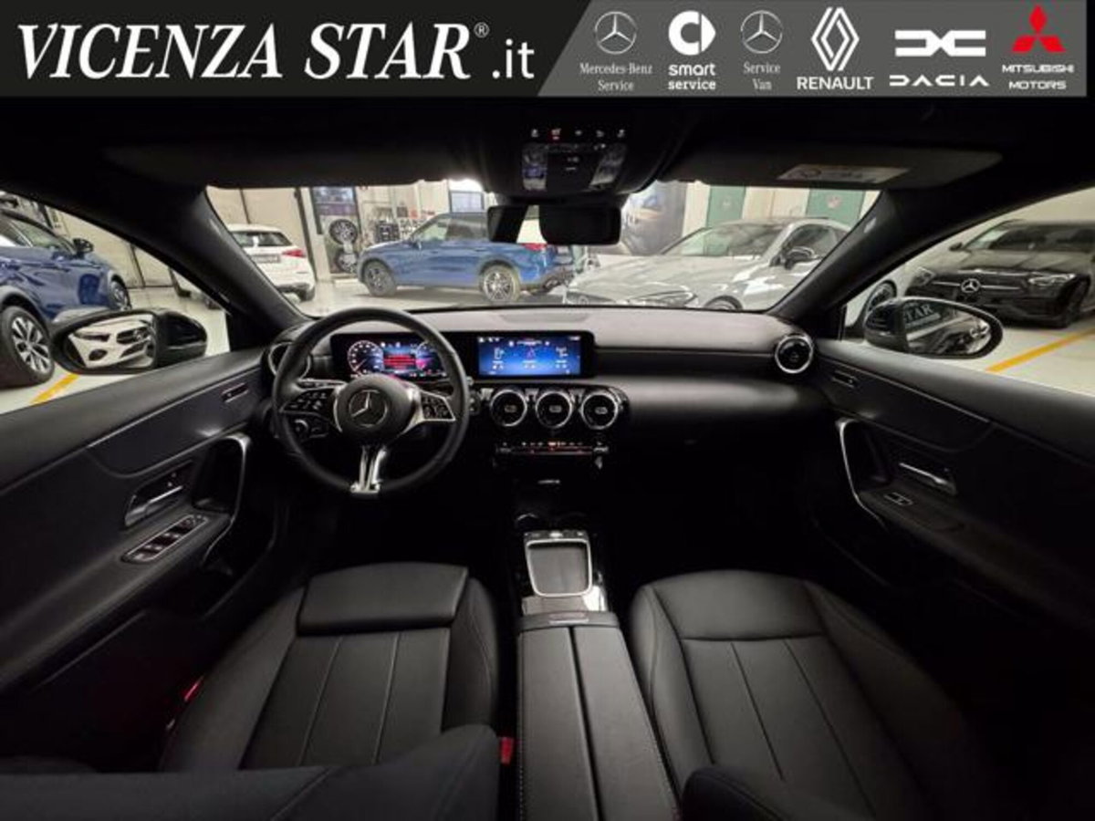 Mercedes-Benz Classe A 180 d AMG Line Premium Plus auto (7)